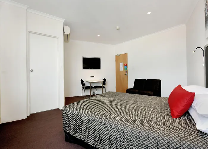 Atlantic Tower Motor Inn