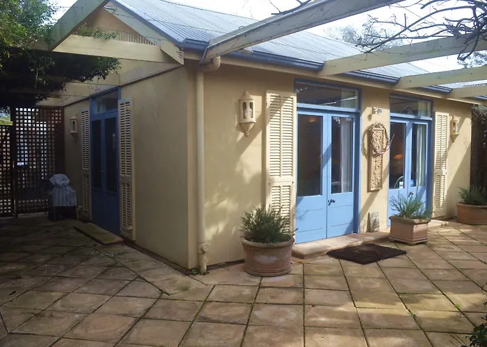 Athelney Cottage Bed And Breakfast